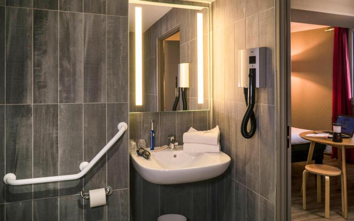 ibis Arles