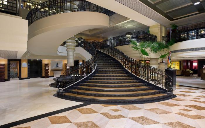 Sheraton Hong Kong Hotel & Towers