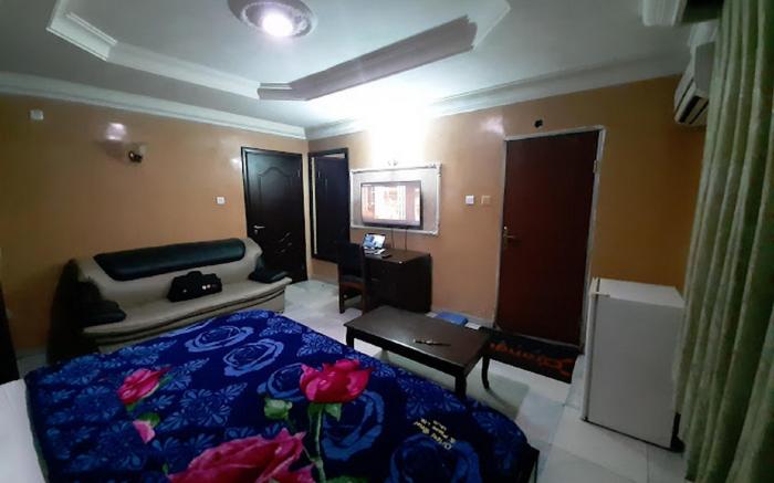Orient Hotel