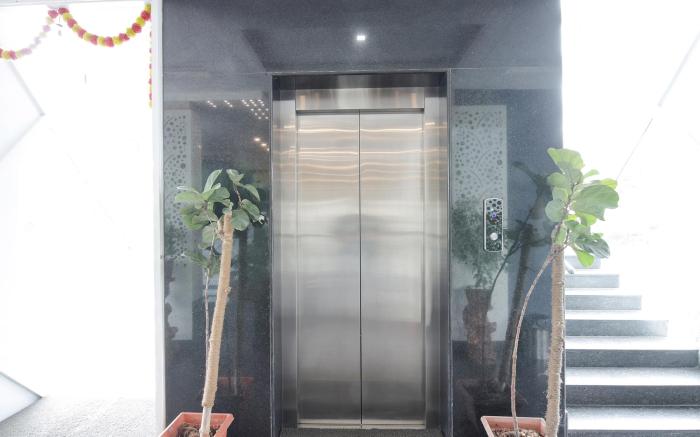 FabHotel Prime Suloka Towers - 500m from View point, Kaveri River