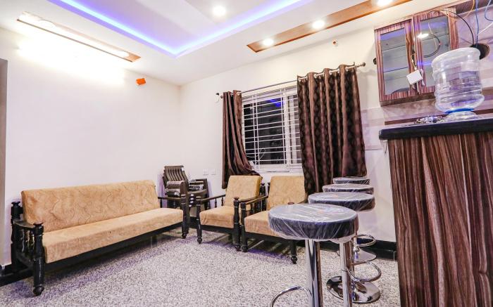 FabHotel Eminent Suites Banjara Hills - Nr LV Prasad Institute