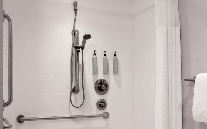 Courtyard by Marriott Evansville East