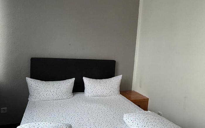 Ootel.com - Hotel & Hostel