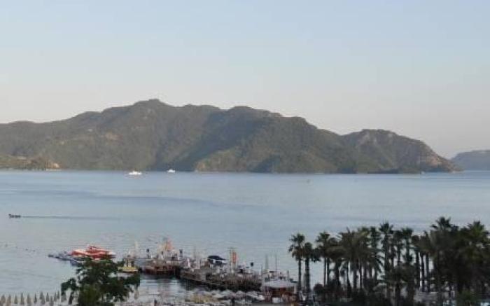 Moda Beach Hotel