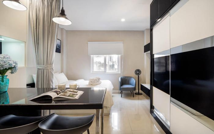 We Home TTT401- Cozy room near Ben Thanh- D1