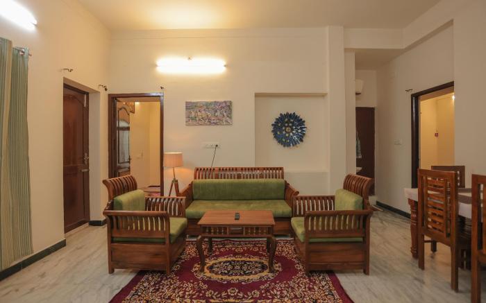 Comfy 2BHK Near Rock Beach