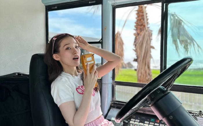 American School Bus Hotel! High-Temperature Sauna/BBQ/Open-Air Bath/View Deck/Shirahama