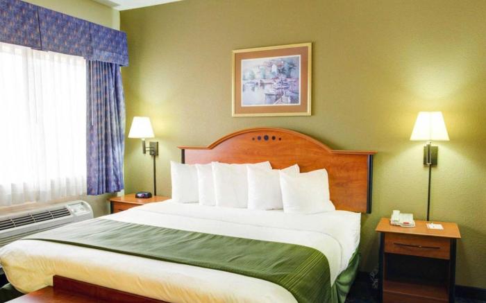 Quality Inn & Suites