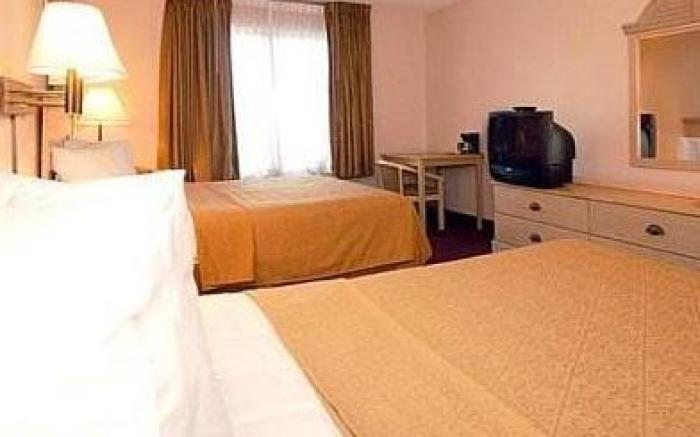 Quality Inn Merriam Kansas City