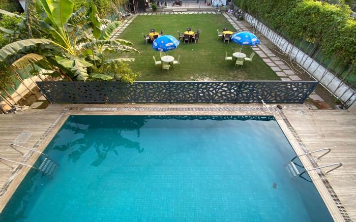 GoBravo Vansh Farm - 4BHK Villa with Pool