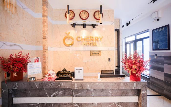 Cherry Hotel 2