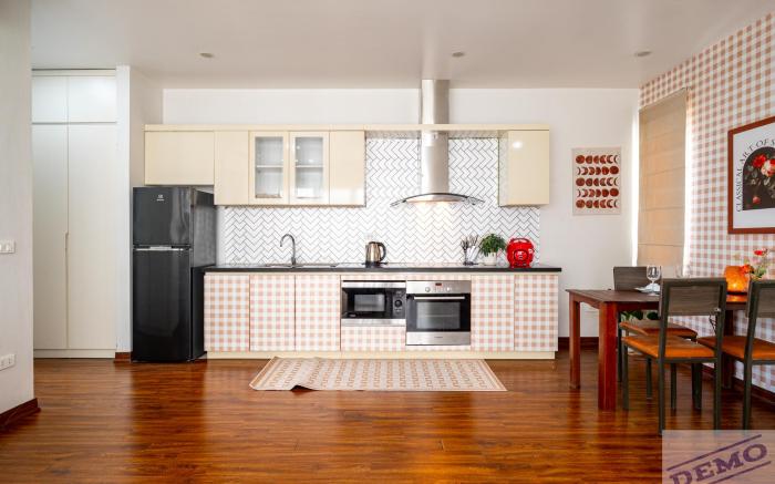 Paradise Suite Hotel Au Co - Tay Ho Lake