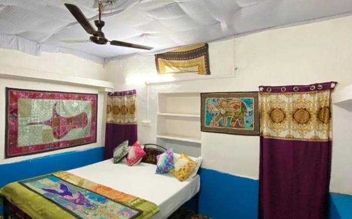Mirvana Guest House & Camel safari