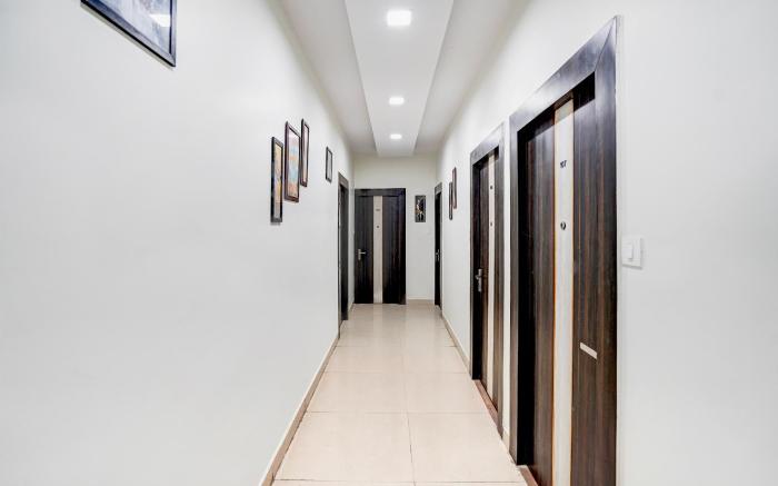 Super Townhouse Faizabad Road Opp BBD University