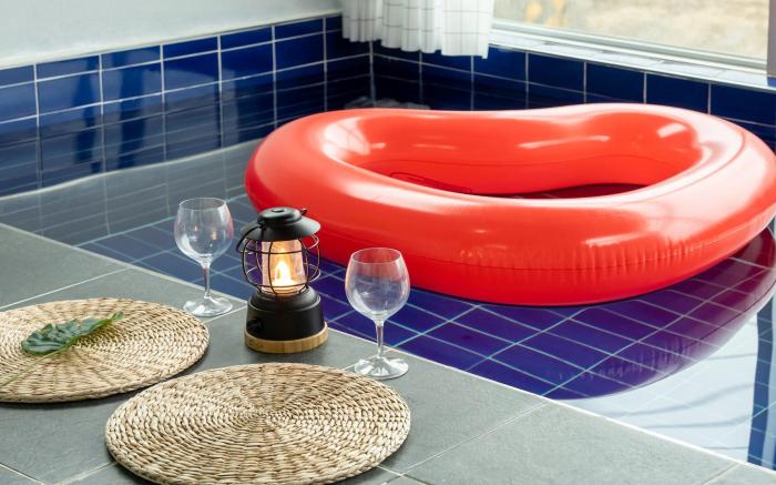 Gyeongju Modern Pool Villa