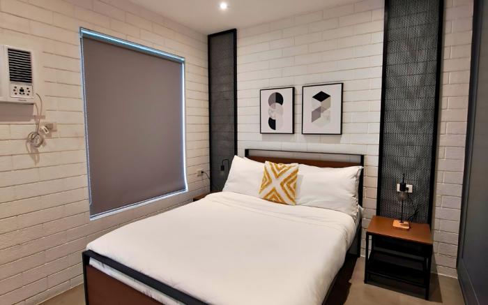 Studio Deluxe Room in Araneta City Cubao