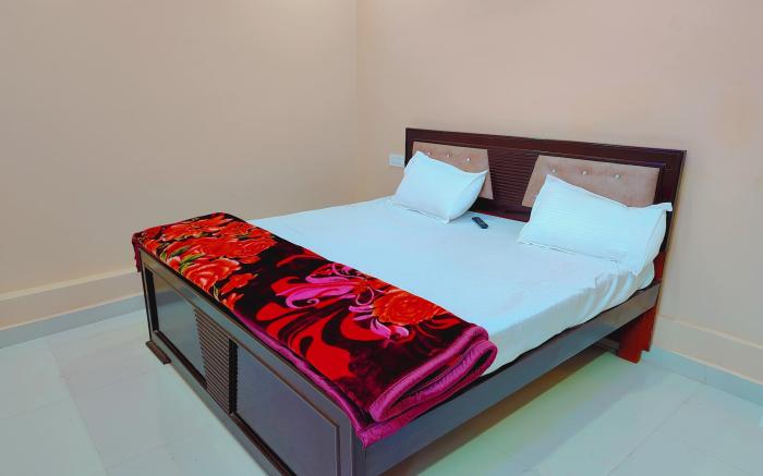 Saryu Lodge 700 M from RAM JANM BHUMI