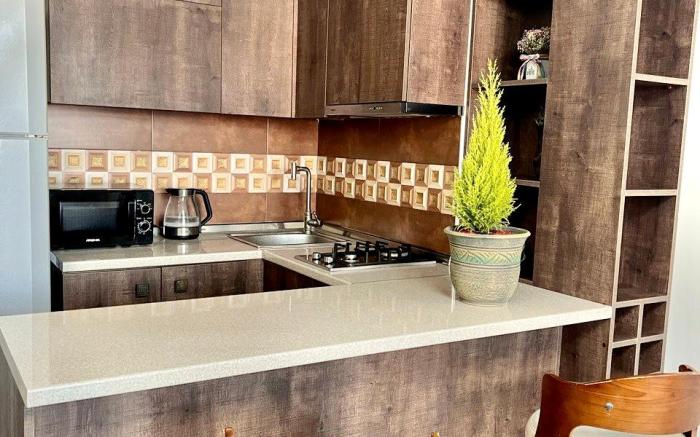 Golden Gateway Retreat in Old Tbilisi