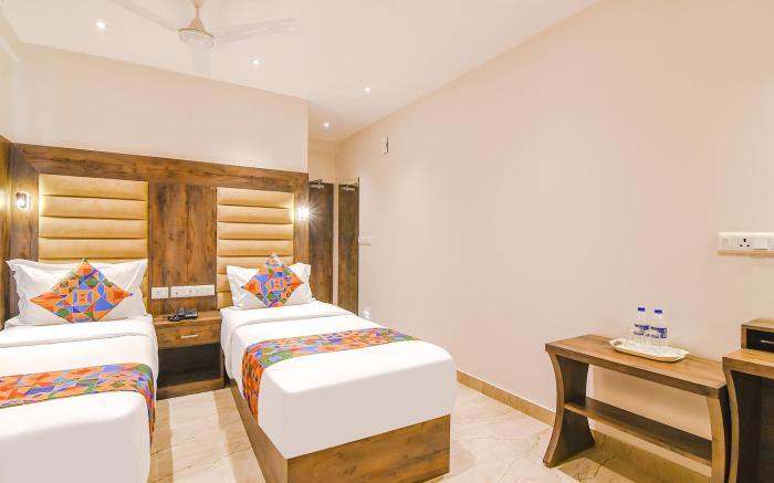 FabHotel Prime The Pavilion - Nr. City Centre 2