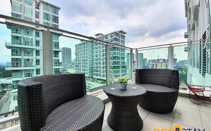 Scott Garden Duplex unit by Beestay