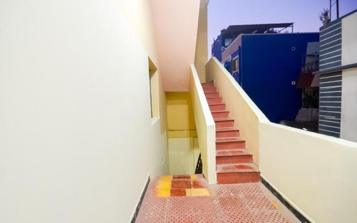 Hotel O Sri Murugan Lodge