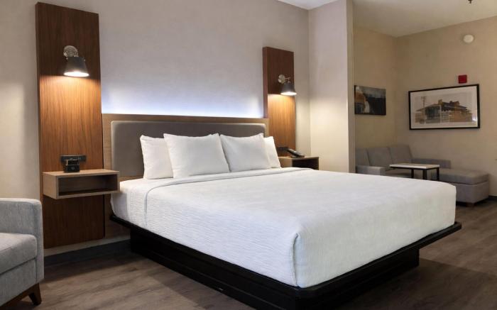 La Quinta Inn & Suites by Wyndham Bessemer