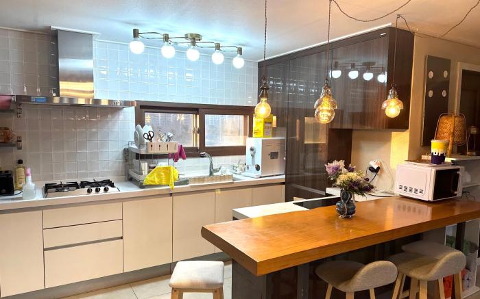 Incheon Airport Hue House (Double Room F)
