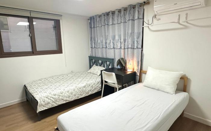 Incheon Airport Hue House (Double Room F)