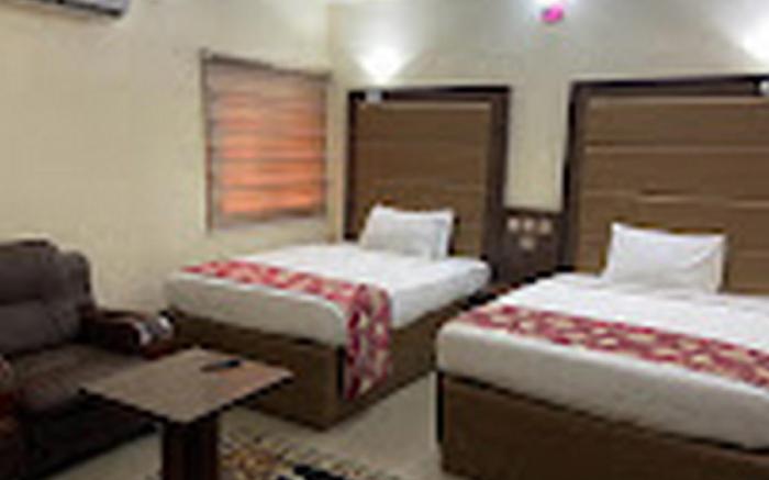 Parris Royal Hotel