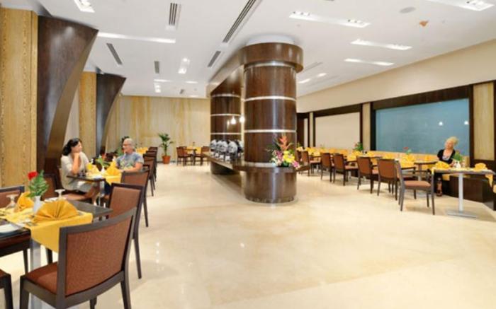 Al Majaz Premiere Hotel Apartments
