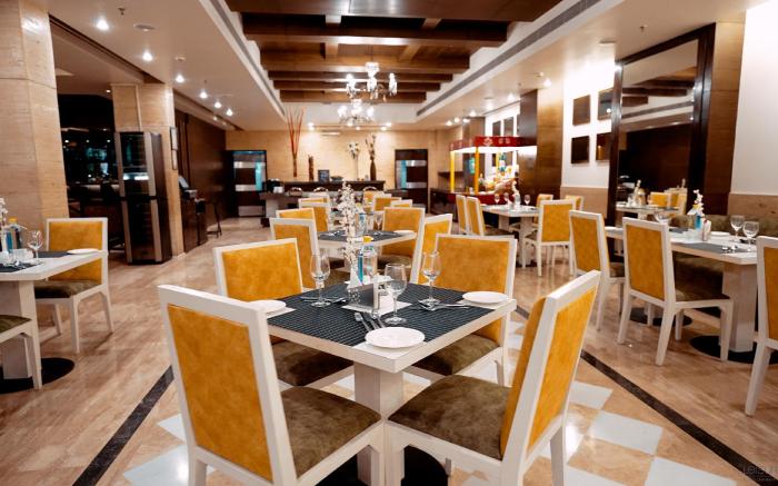 Leisure Inn Grand Chanakya