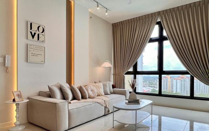 Paradigm Residence, Comfy by Guesthouse (9pax)