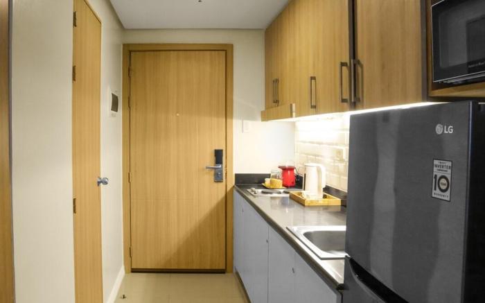 Kendra Suite by YourNest @ Shore1 (Netflix + Wifi)