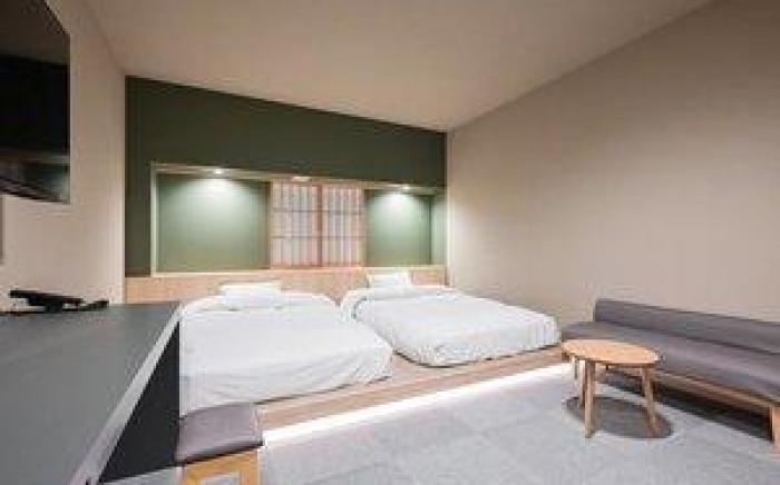 Ureshino Onsen Yadoya Uchiroji Hondori