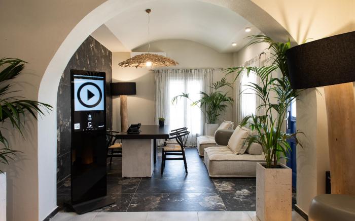 The Noverian Bios Santorini Hotel 