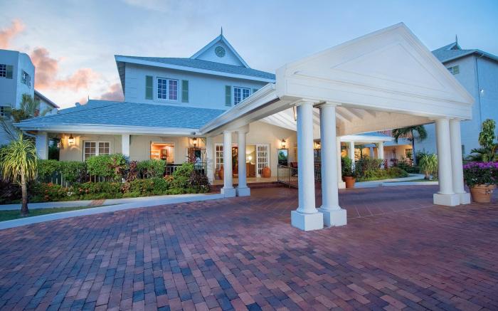 Bay Gardens Beach Resort & Spa