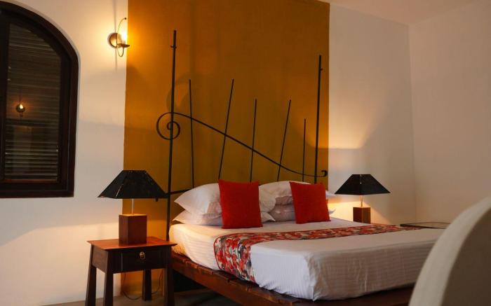 Thotupola Lakeside Resort