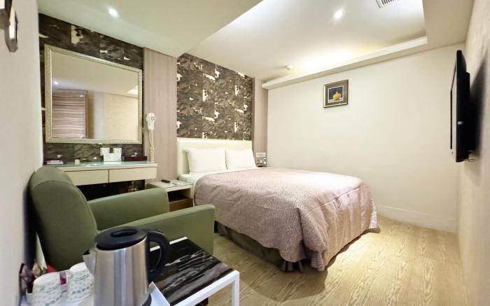 Ai-Lai Fashion Hotel