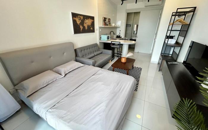 HCK14 Sky Tree Dual-key Bukit Indah Aeon/Legoland