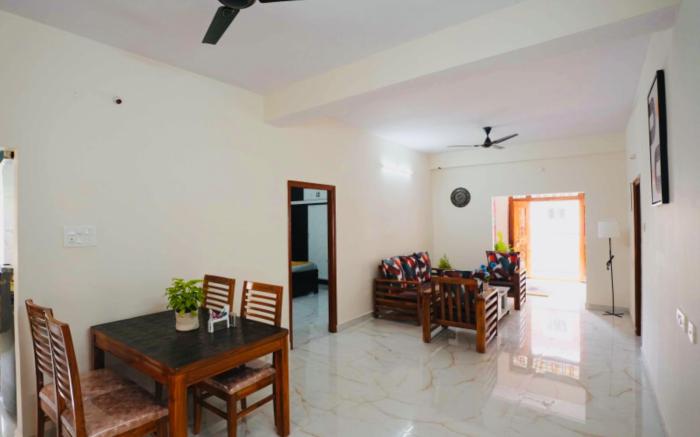 Yellow Bells Serviced Apartments Hitech City
