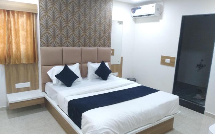 Hotel Bhavya Palace