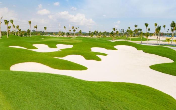 Xtu Golf Villa Forest City Five-Bedroom Detached Villa