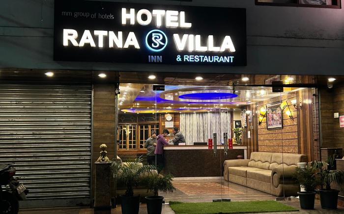 Ratna villa inn