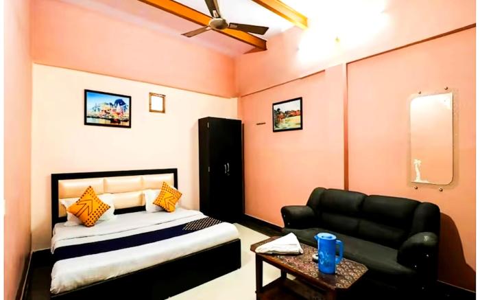 Goroomgo H.R. Guest House Near Kashi Vishwanath Temple Varanasi