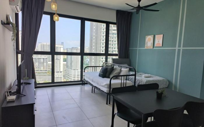 New UrbanSuite Fantastic 2BRHomestay at townUA224N