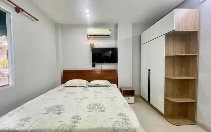 COZY, One BR, Parkside 201