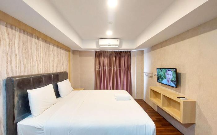 Best & Comfy Studio De Prima Apartment By Travelio