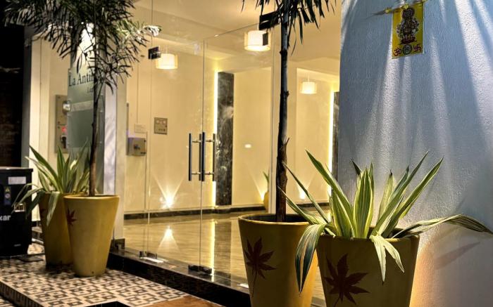 La Antilia Luxury - TIE Hotels & Resorts