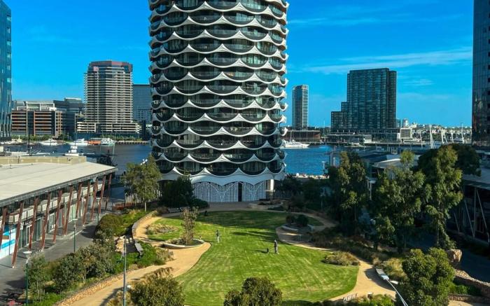 Lux Docklands District 3-level TH *FreeParking