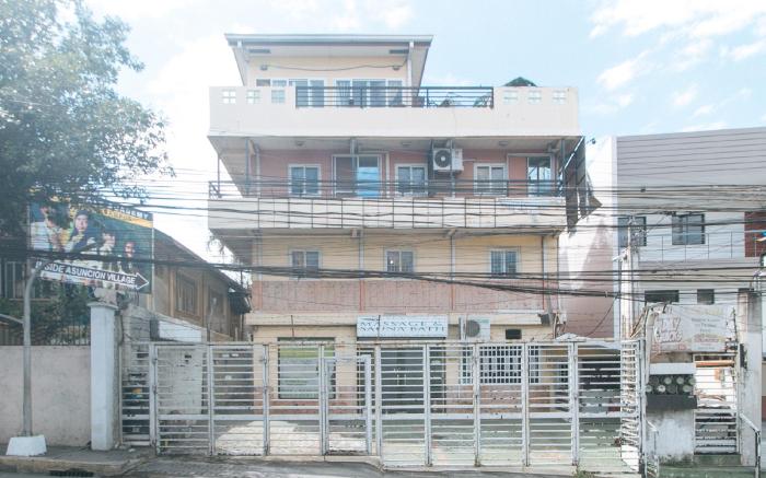 RedDoorz @ Moss Hotel Guevarra Dasmarinas